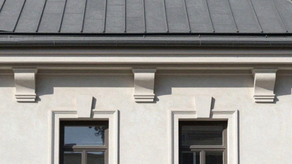 Jak dobrać sztukaterię do elewacji przy grafitowym dachu?