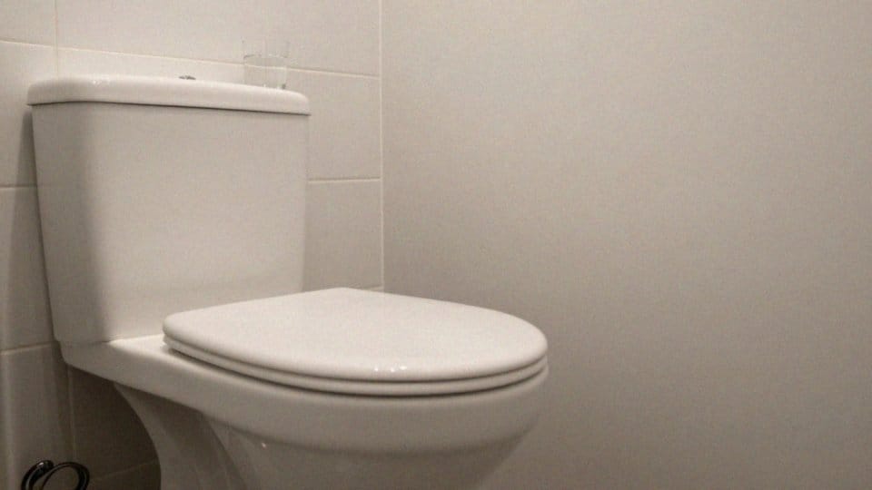 Jakie są typowe objawy kamicy nerkowej?